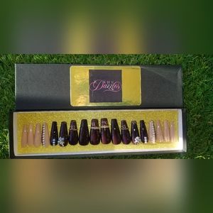 Full press on nails
